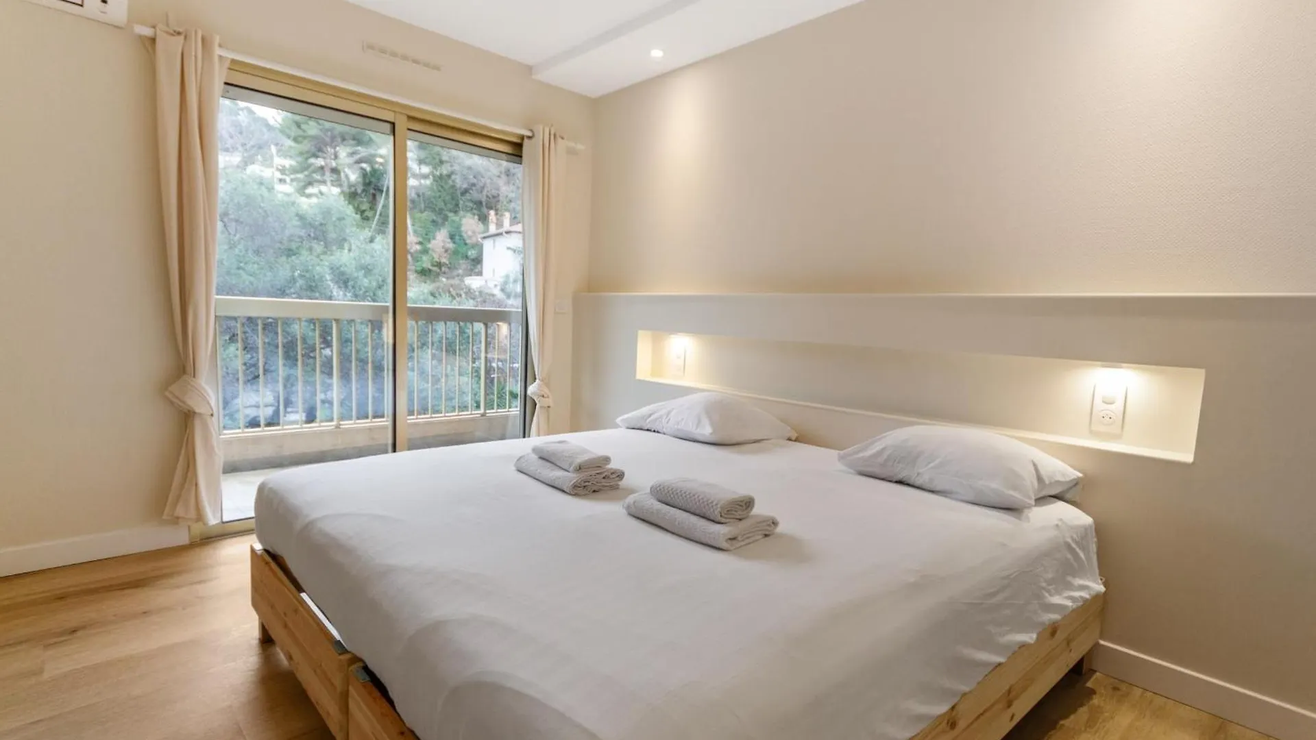 Le Magali - Hypercentre - Parking - Spacious - Ac Le Cannet